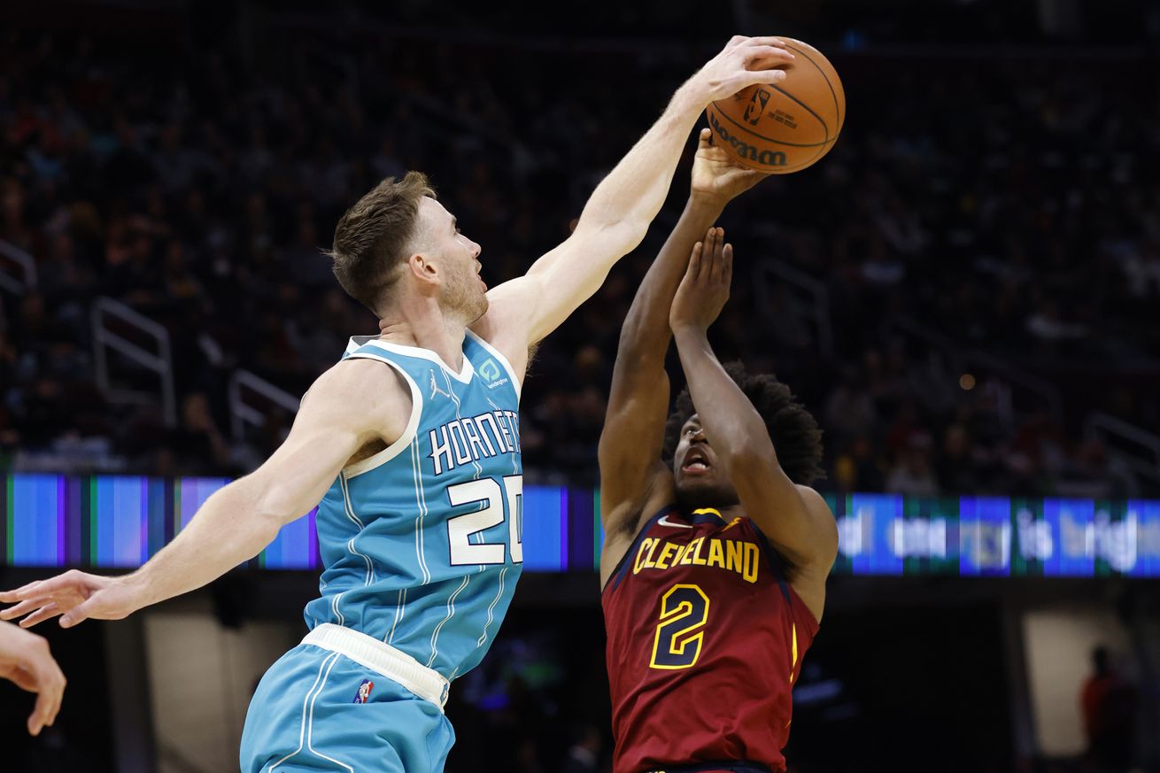 Charlotte Hornets v Cleveland Cavaliers