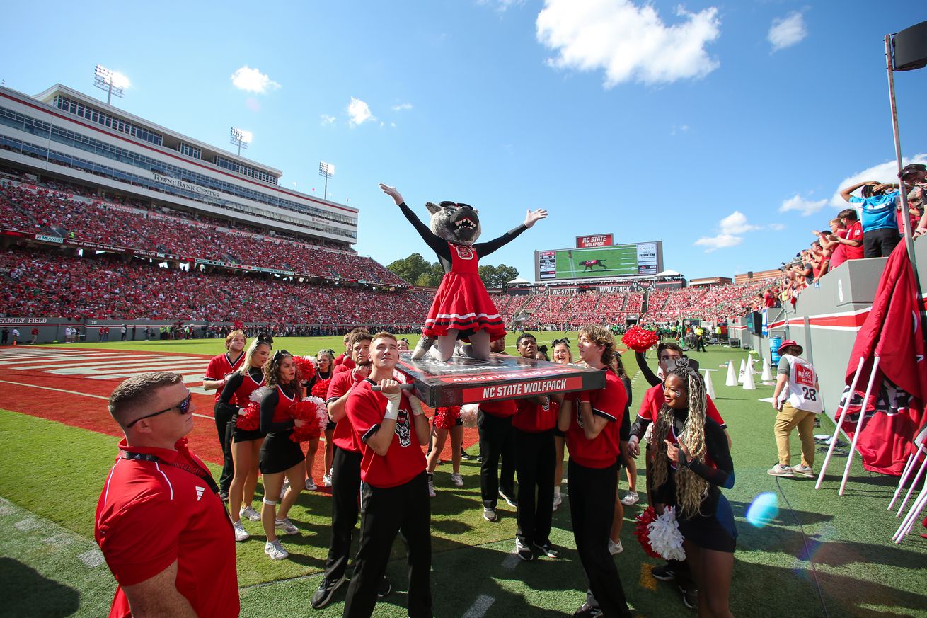 COLLEGE FOOTBALL: OCT 07 Marshall at NC State