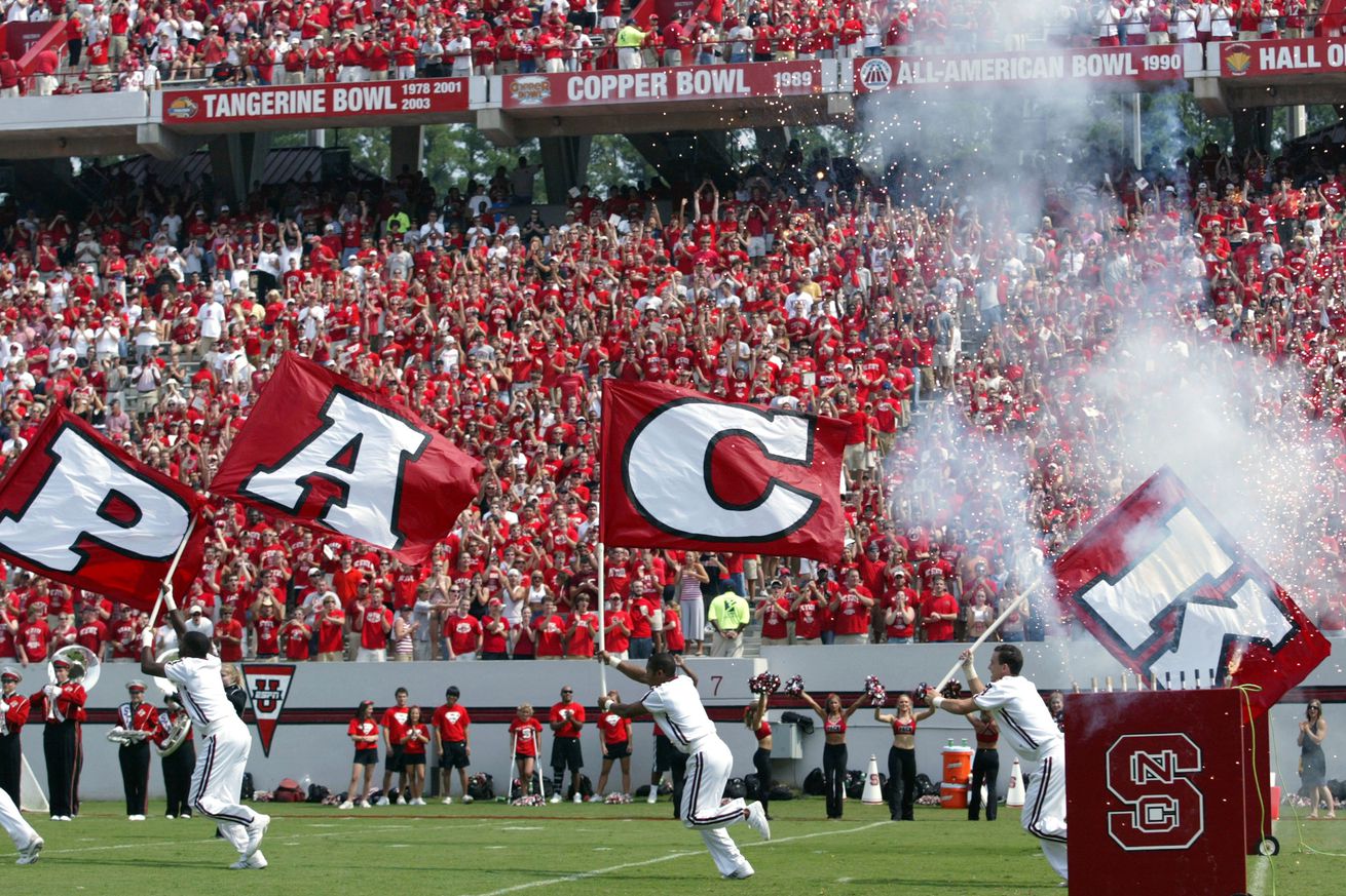 Football - NCAA - Akron vs. North Carolina State