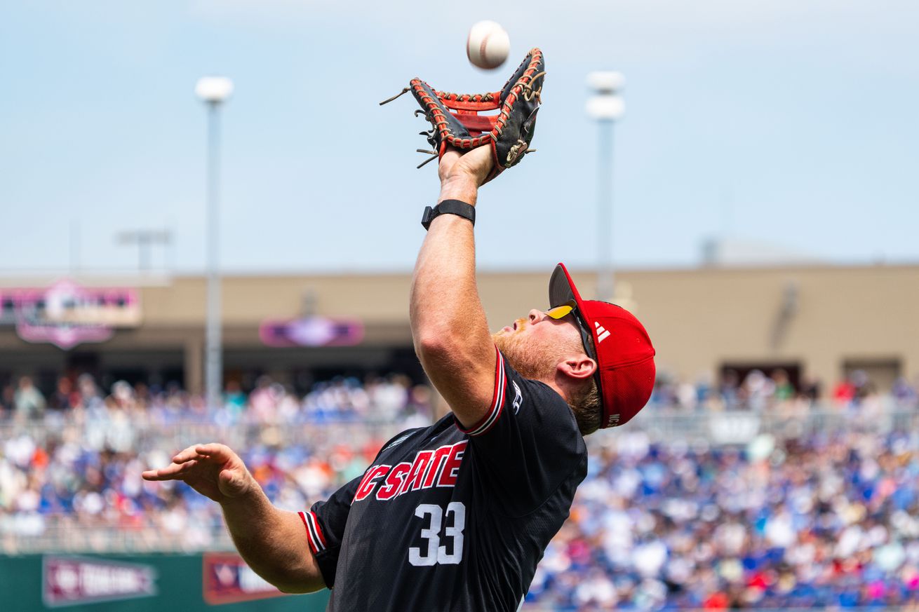 NCAA Baseball: College World Series-Kentucky v NC State