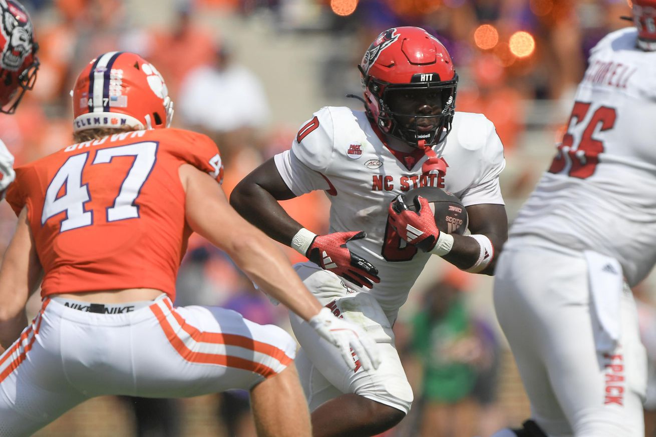 NCAA Football: North Carolina State at Clemson