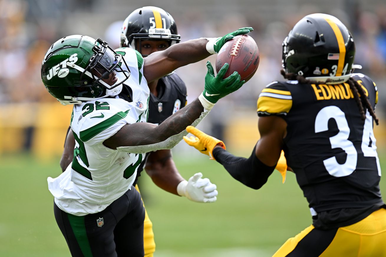 New York Jets v Pittsburgh Steelers