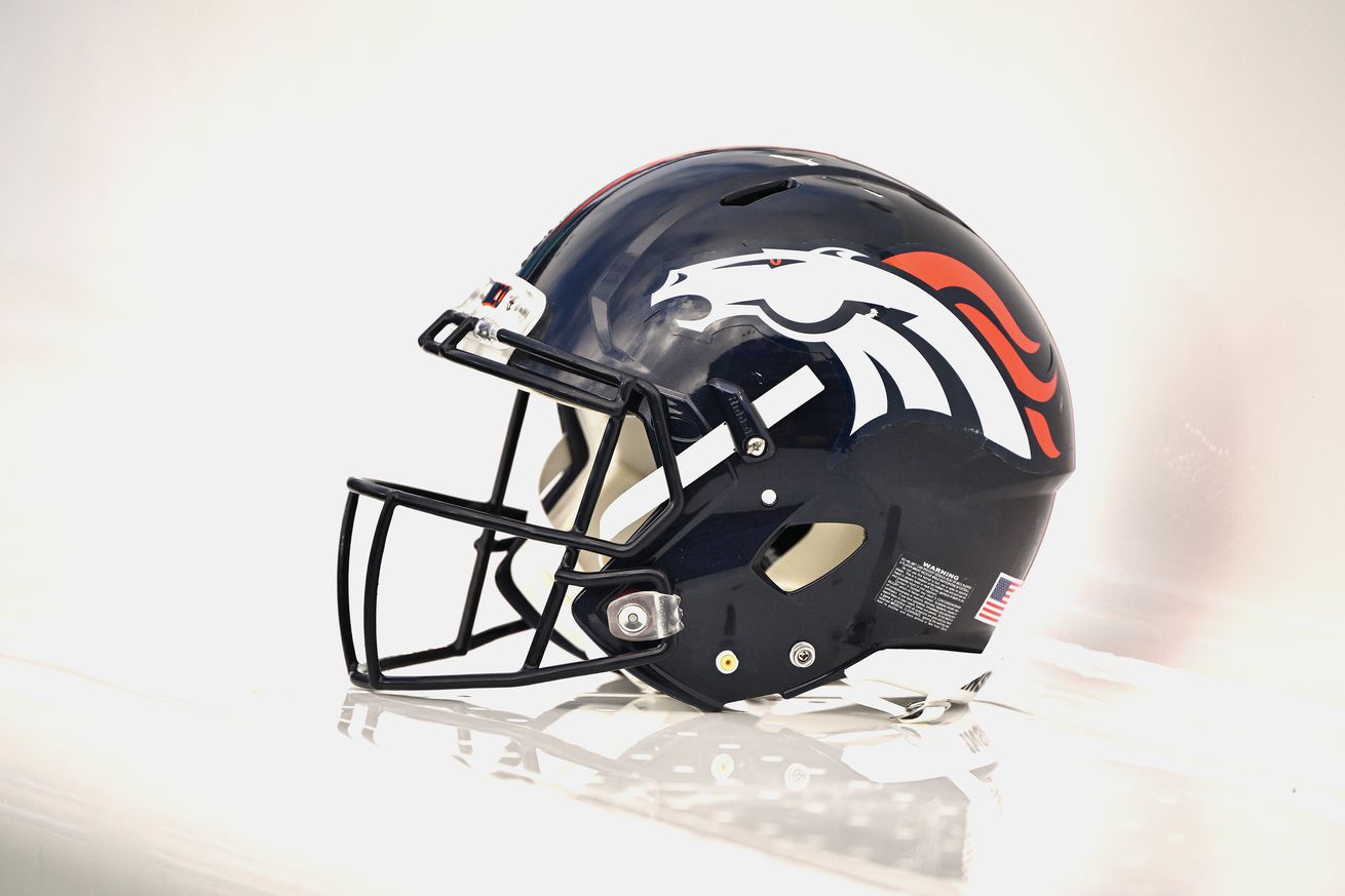 Denver Broncos v Carolina Panthers