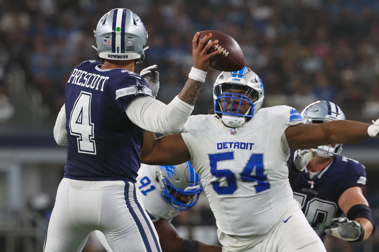 NFL: Detroit Lions at Dallas Cowboys