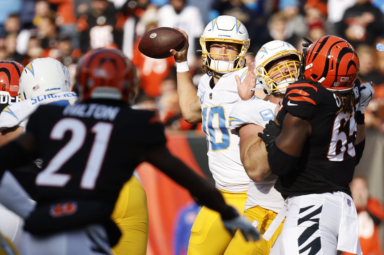 Los Angeles Chargers v Cincinnati Bengals