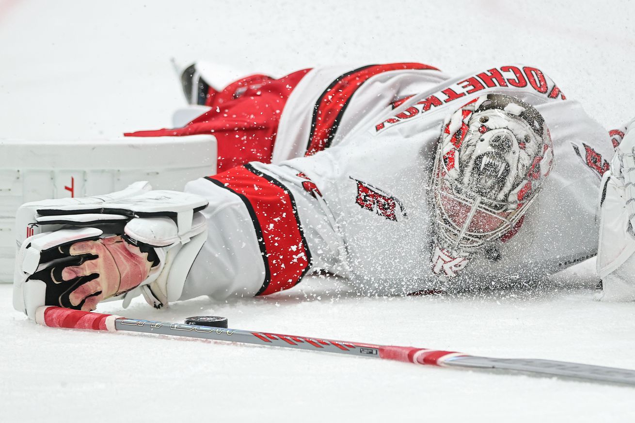 Carolina Hurricanes v Washington Capitals