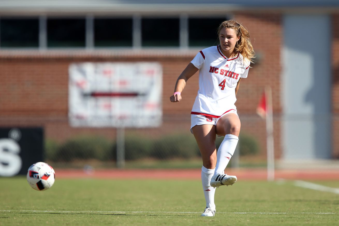 NCAA SOCCER: OCT 15 Women’s - Florida State at NC State