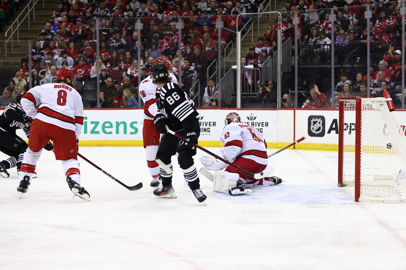 NHL: Carolina Hurricanes at New Jersey Devils