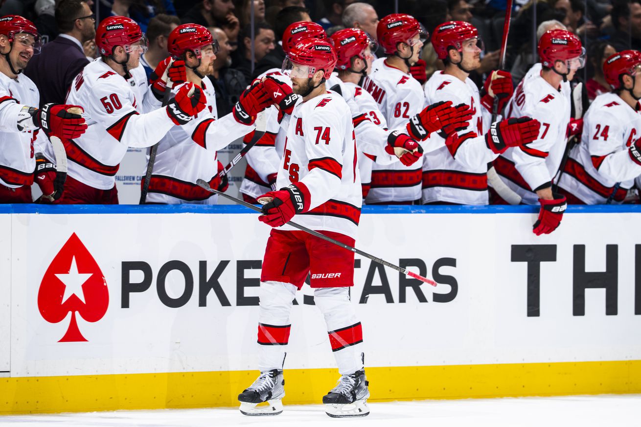 Carolina Hurricanes v Toronto Maple Leafs