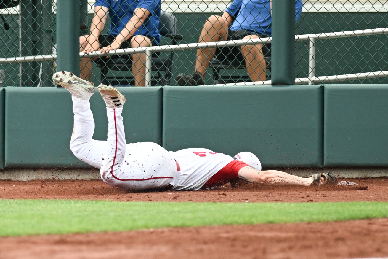 NCAA Baseball: College World Series-Florida v NC State